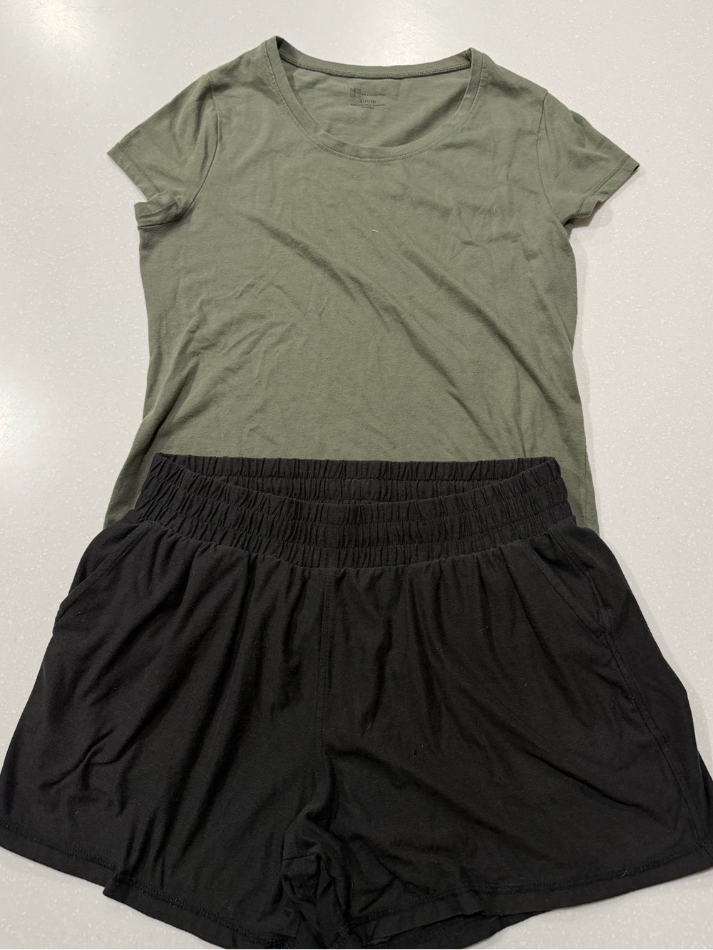 No Boundaries Olive Green Short Sleeve Tee